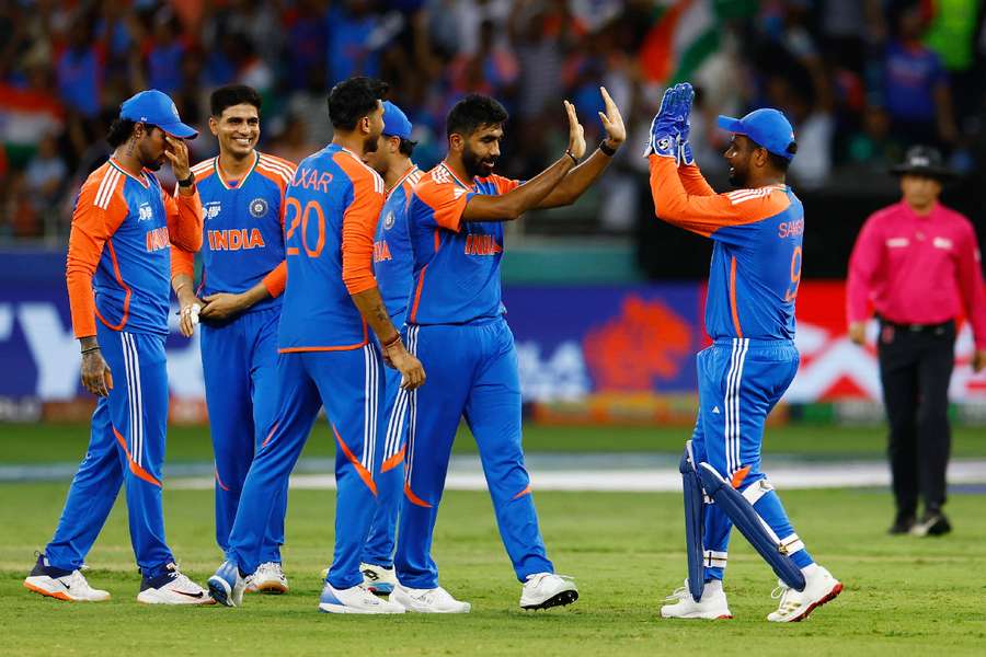 Your Ultimate Source for Live Cricket Scores image 1