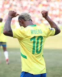 Mamelodi Sundowns Continue Their Winning Streak in Football image 1
