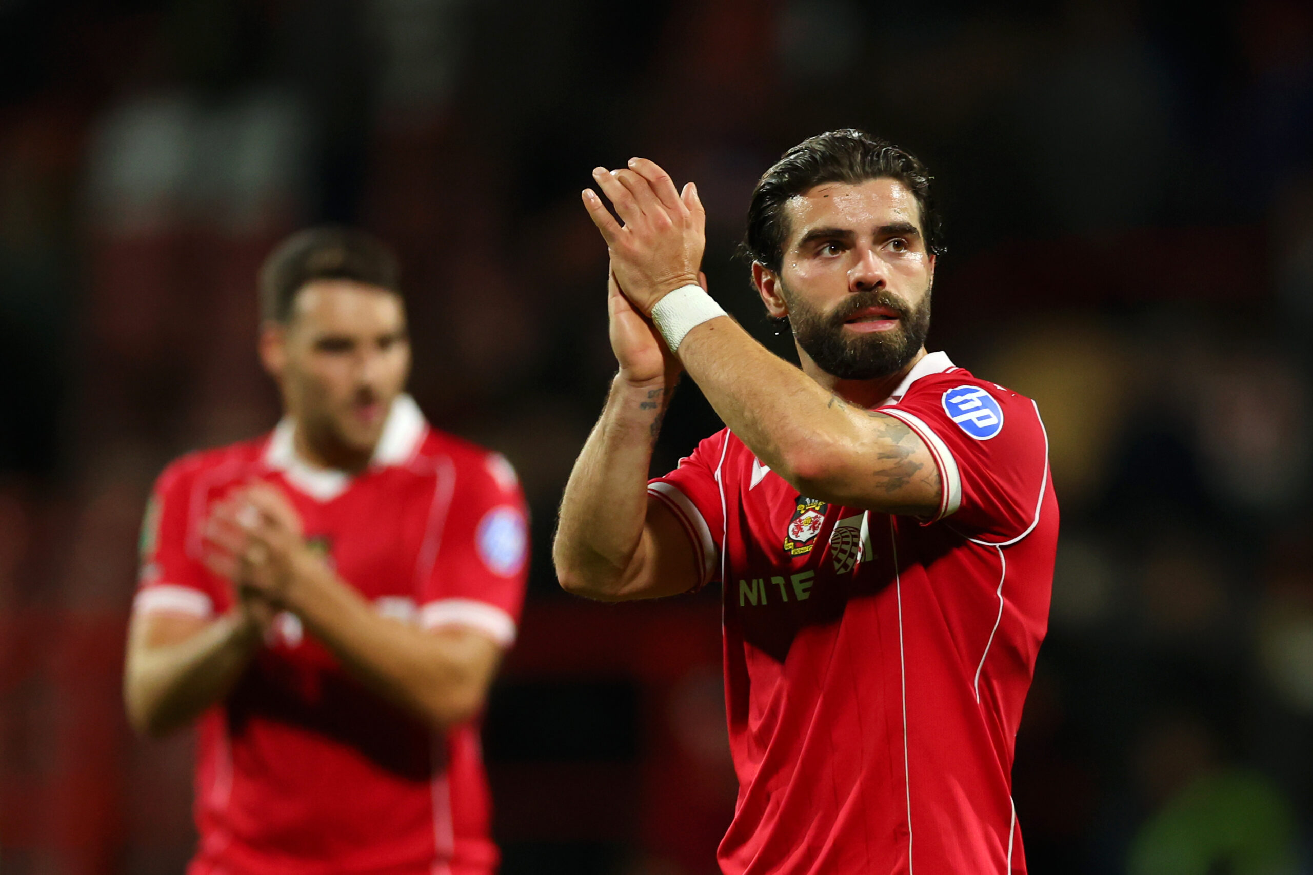 Wrexham vs Reading: A Clash of Ambitions