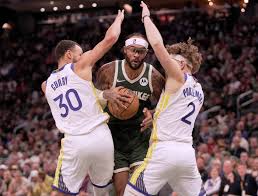 Bucks vs Warriors: A Clash of Titans in the NBA