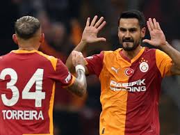 Galatasaray vs Beşiktaş: Clashing Titans of Turkish Football