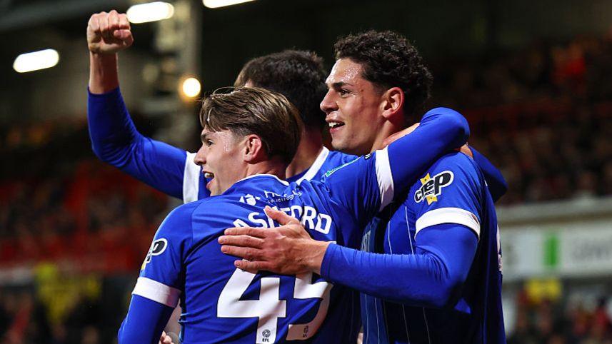 The Historic Rivalry: Wrexham vs Cardiff City