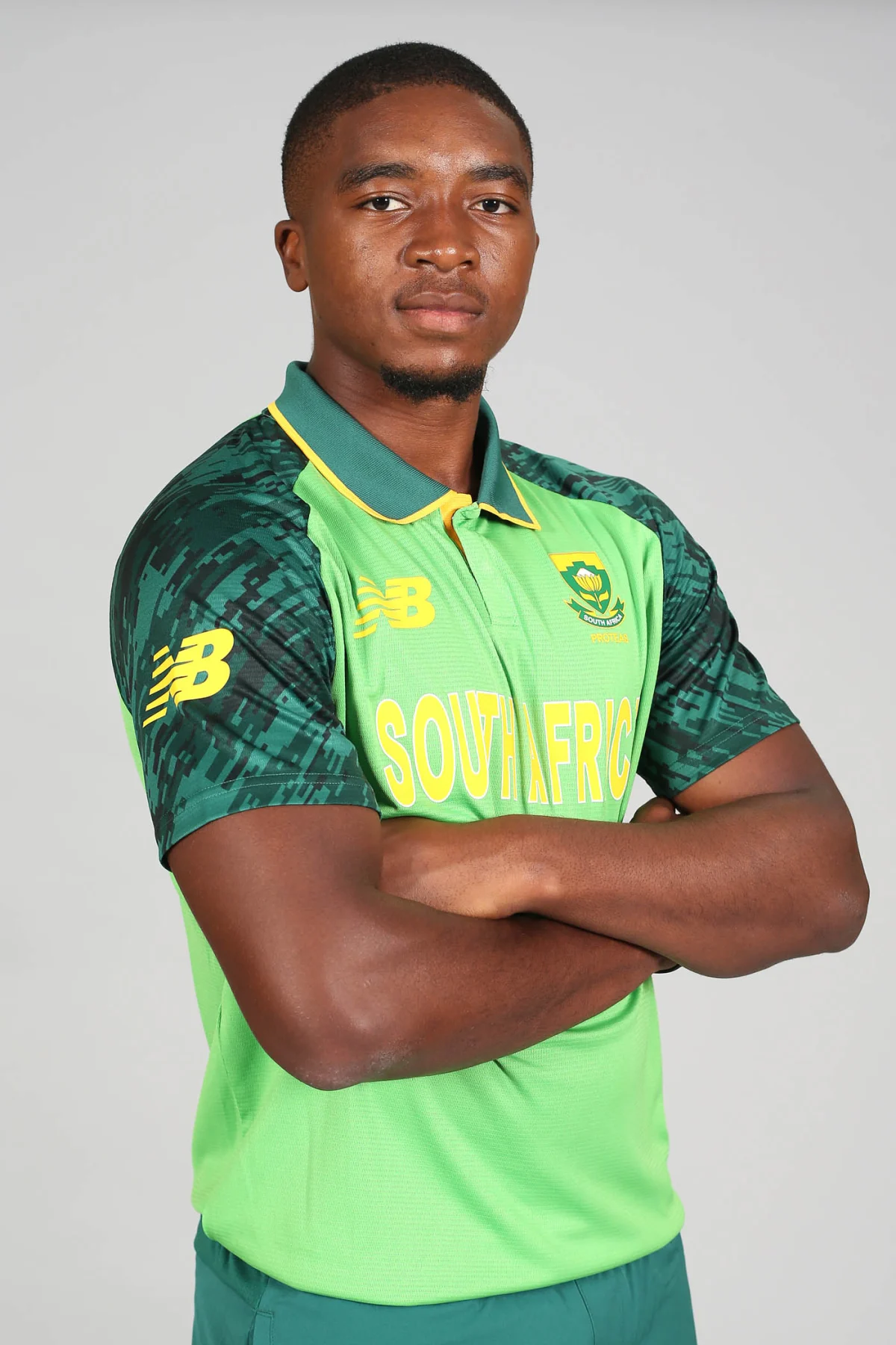 Lutho Sipamla: Le Faucon du Cricket Sud-Africain