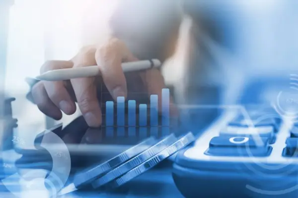 advtech profit growth — ZA news