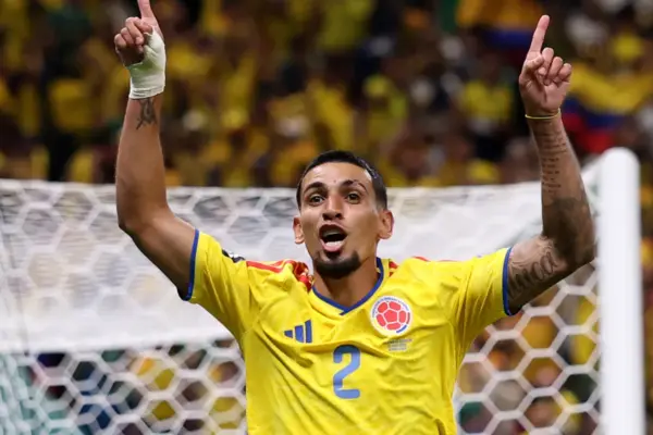 Colombia 1-0 Congo DR: Daniel Munoz scores his second goal of the World Cup as Colombia progress to the last 32